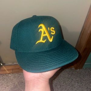 Vintage Oakland Athletics New Era 59fifty Authentic Collection